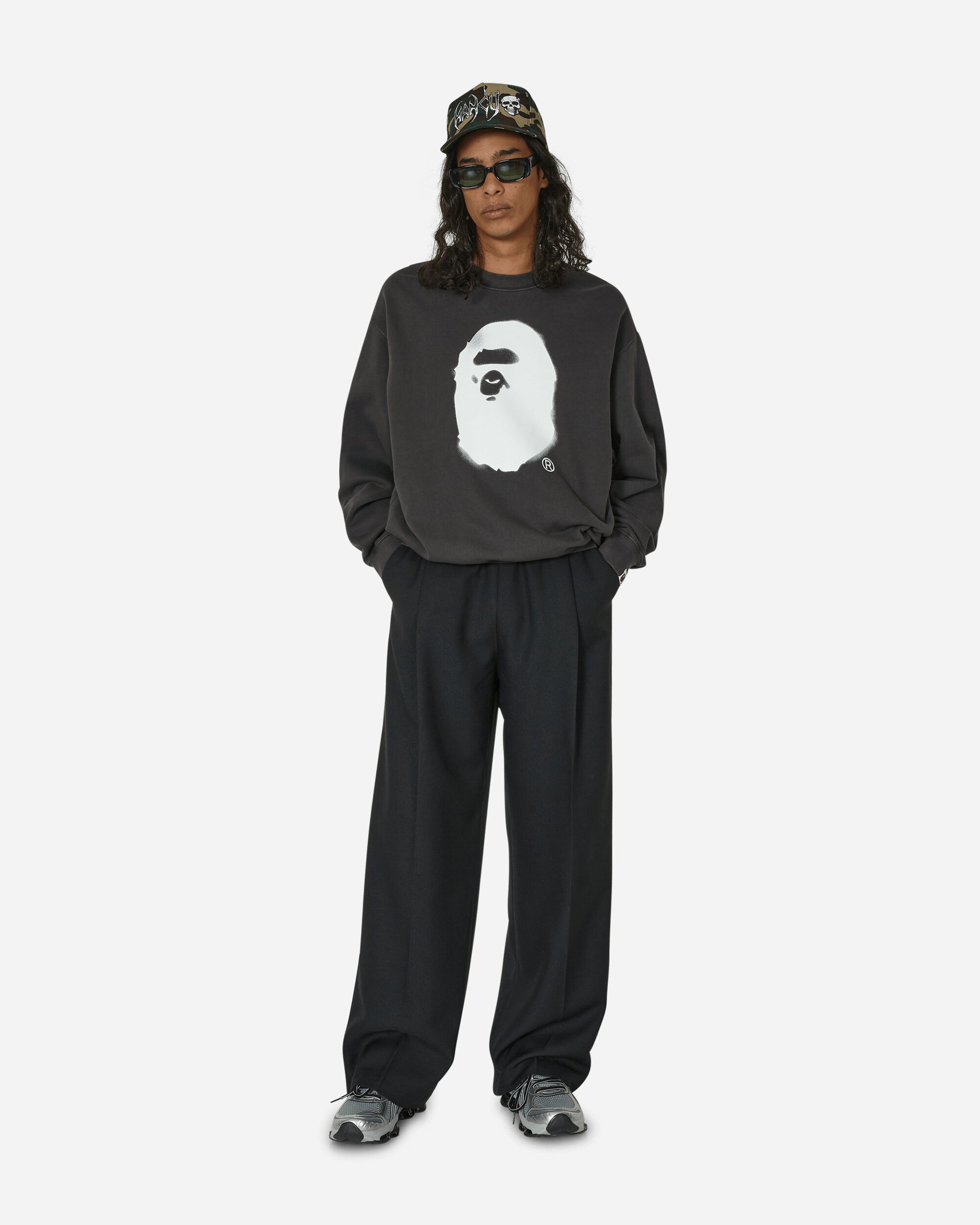 A Bathing Ape Spray Ape Head Garment Dyed Crewneck M Black Sweatshirts Crewneck 1K30113314 BLACK