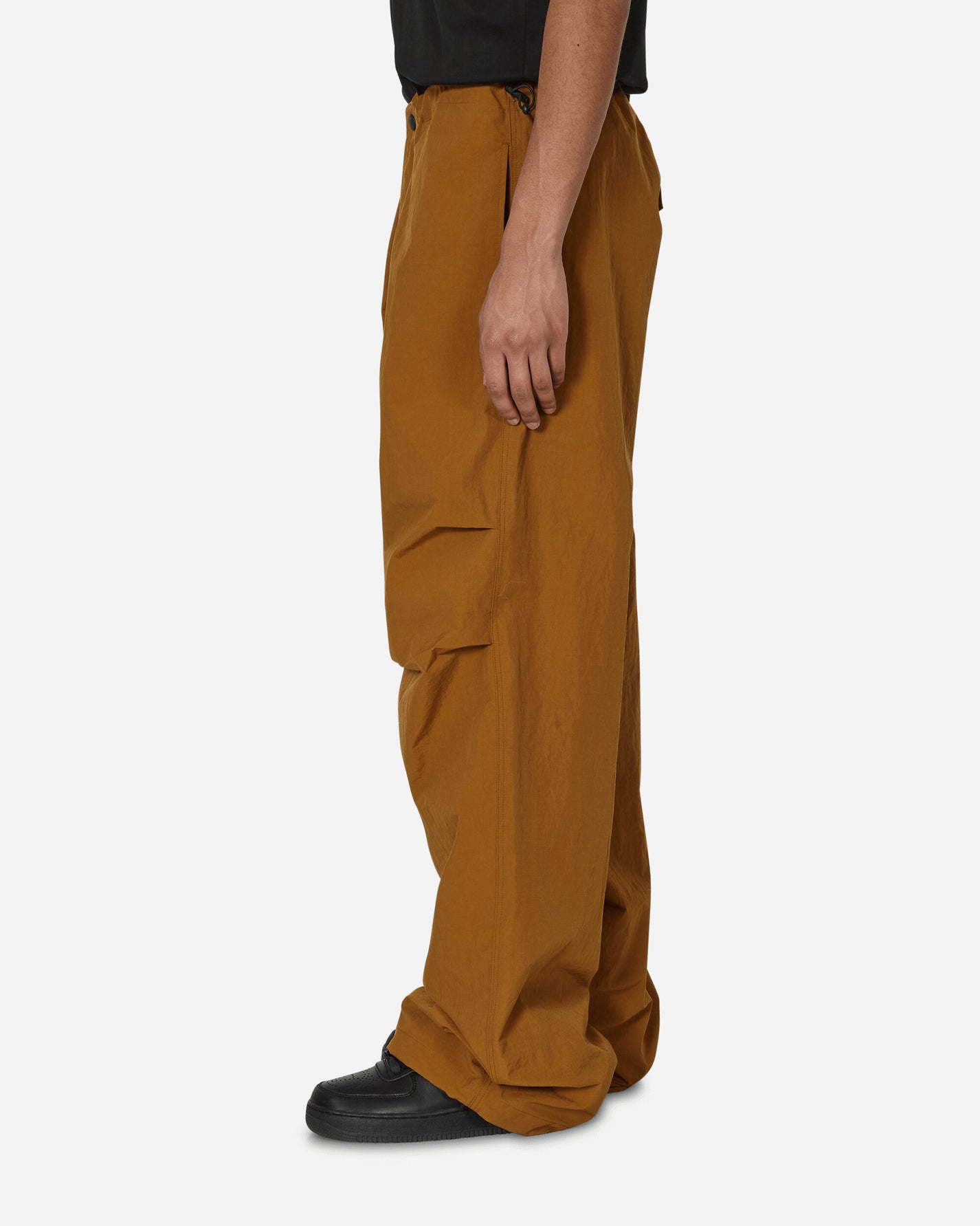 Iuter Parachute Pants Brown Pants Cargo 24SIJP90 1