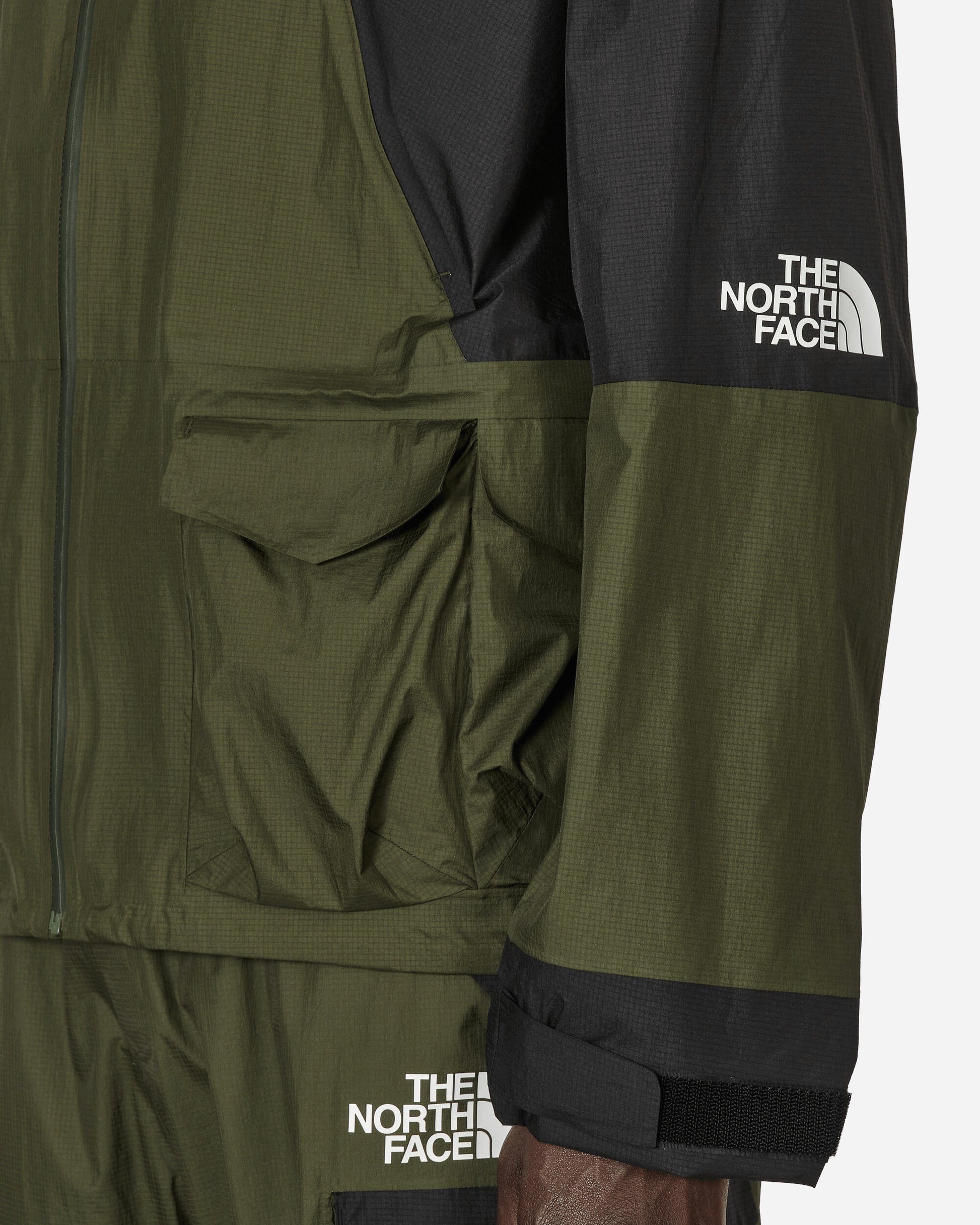 The North Face Project X Tnf X Project U Packable Shell Jacket Forest Night Green-TNF Black Coats and Jackets Jackets NF0A87UE R0U1